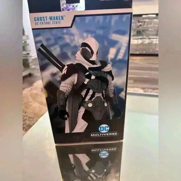 McFarlane Toys DC Universe Future State Ghost Maker7”Action Figure - Picture 4 of 9